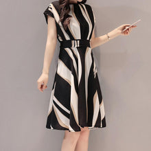Load image into Gallery viewer, Casual Belt O-neck Cotton Dress
